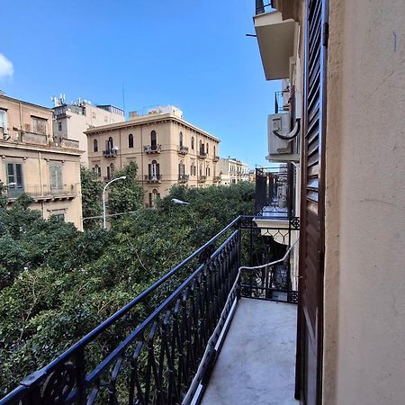Casa Maria Rosa Deliziosa Apartment Palermo Luaran gambar